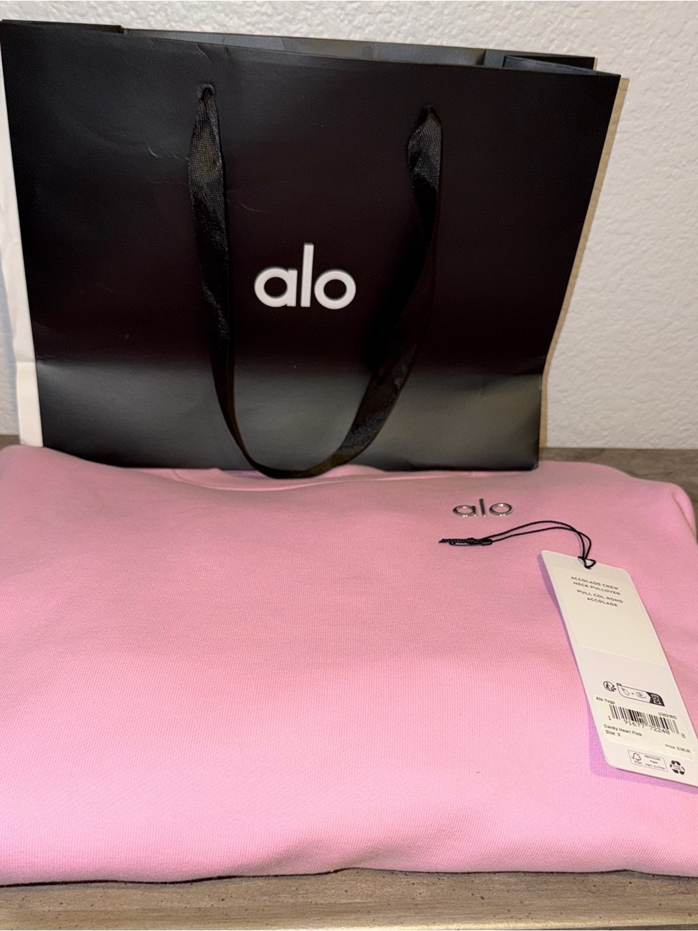ALO Yoga Pink Sweatshirt Hoodie